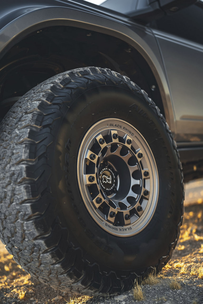 Black Rhino☆フジ17+BFグッドリッチAT KO2 Black Rhino Hard Alloys